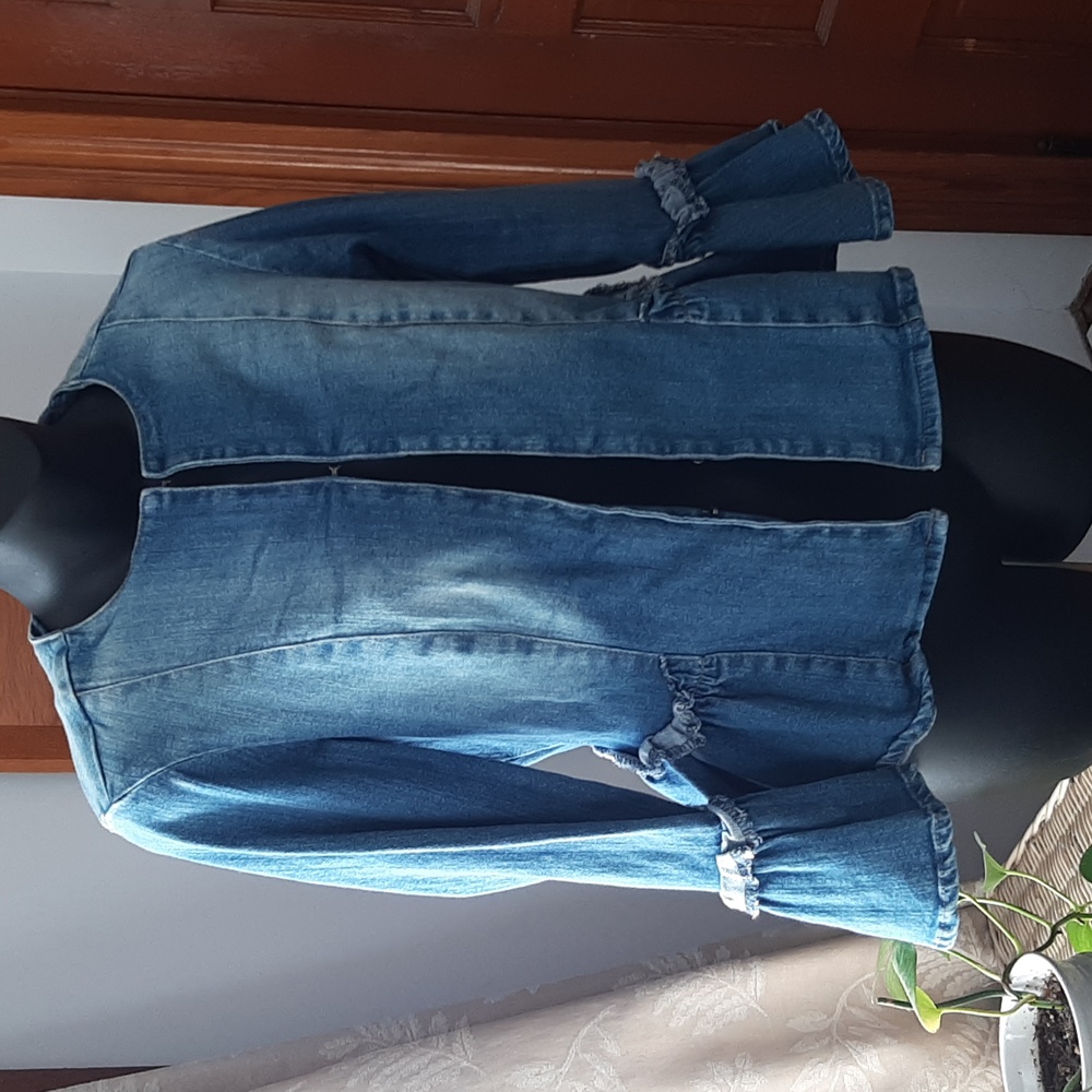 *3/$20* Cute Victorian-Inspired Denim Coat Small - Picture 1 of 6